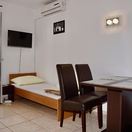 Apartments Victoria Trogir Exteriér fotografie