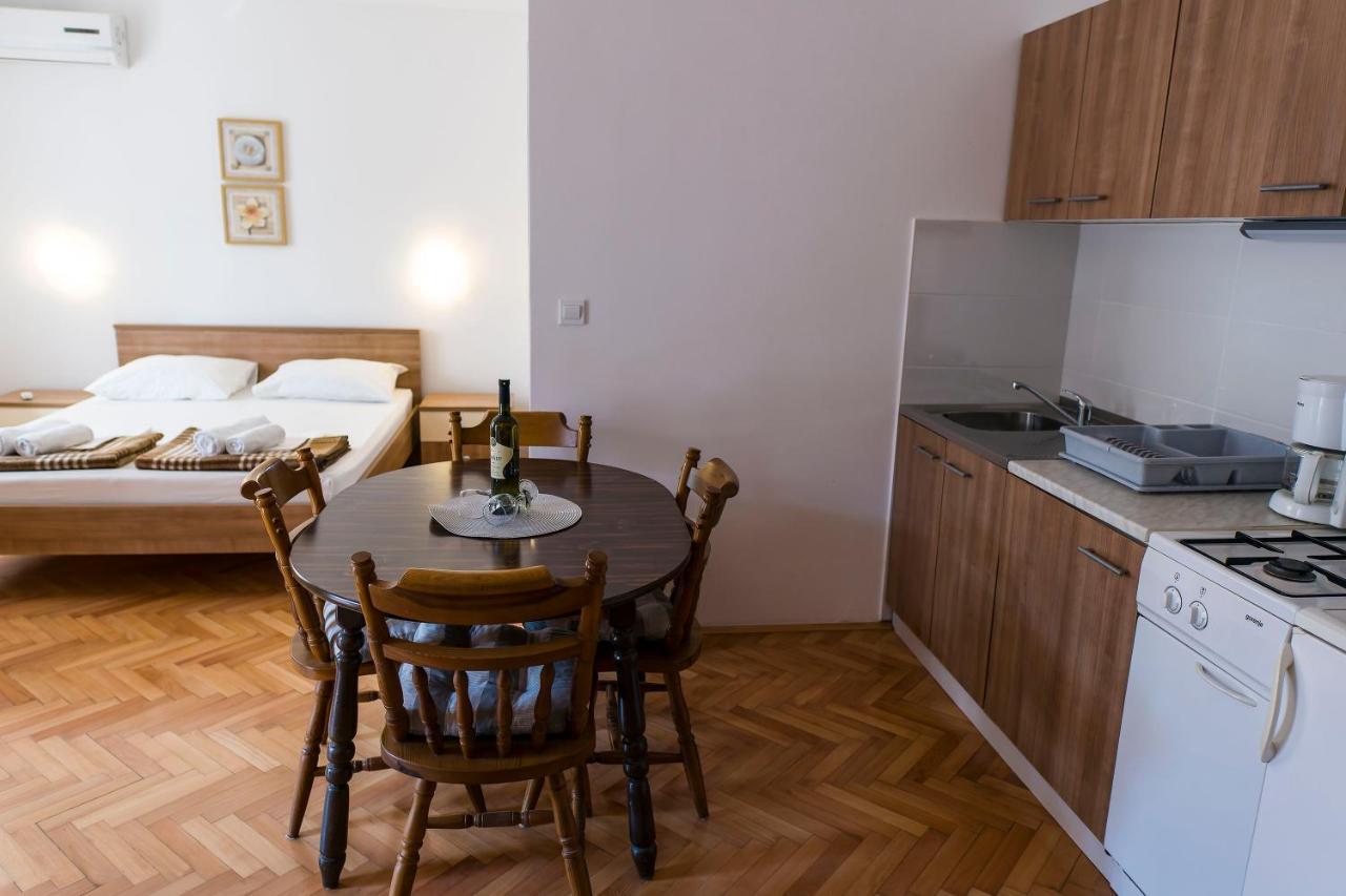 Apartments Victoria Trogir Exteriér fotografie