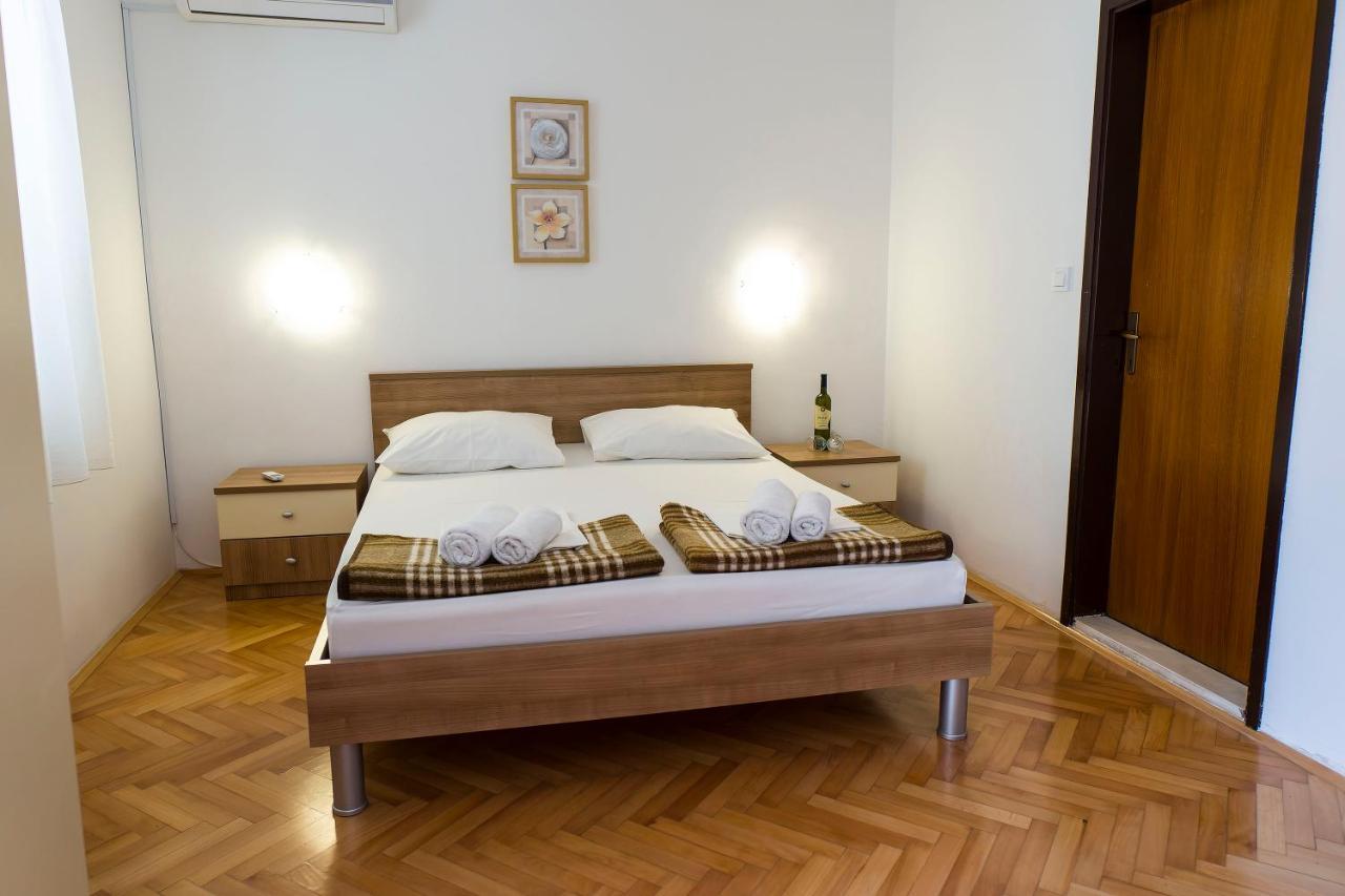Apartments Victoria Trogir Exteriér fotografie